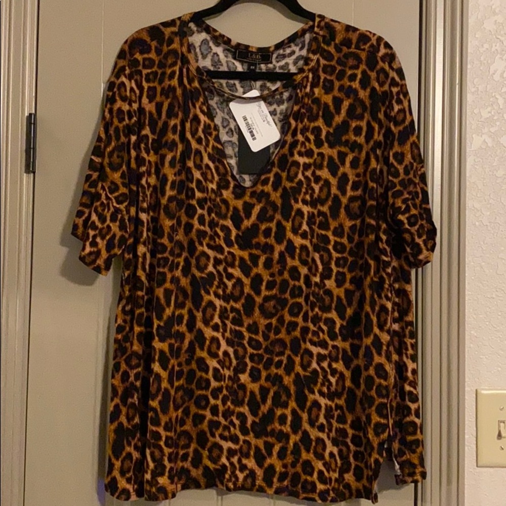 NWT Leopard Women’s Blouse